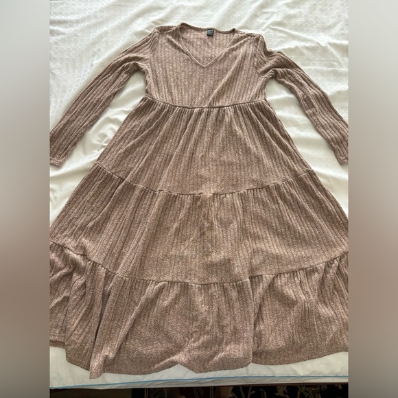 Shein Women's Long Sleeve V Neck Ruffle Hem Dress SMALL - Picture 2 of 5